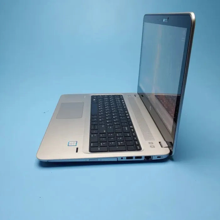 Ноутбук Б-клас HP ProBook 450 G4 / 15.6" (1366x768) TN Touch / Intel Core i5-7200U (2 (4) ядра по 2.5 - 3.1 GHz) / 8 GB DDR4 / 256 GB SSD / Intel HD Graphics 620 / WebCam / DVD-ROM / Win 10 Pro б/в - зображення 5