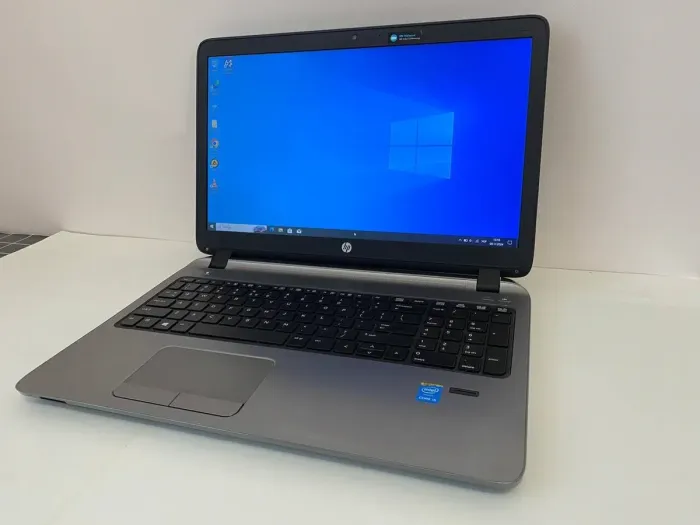 Ноутбук Б-клас HP ProBook 450 G2 / 15.6" (1920x1080) IPS / Intel Core i5-4210U (2 (4) ядра по 1.7 - 2.7 GHz) / 4 GB DDR3 / 240 GB SSD / Intel HD Graphics 4400 / WebCam / DVD-RW / HDMI б/в - зображення 2