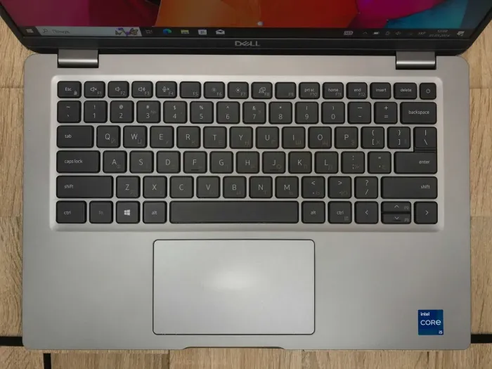 Ультрабук Б-клас Dell Latitude 5420 / 14" (1920x1080) IPS Touch / Intel Core i5-1145G7 (4 (8) ядра по 2.6 - 4.4 GHz) / 8 GB DDR4 / 256 GB SSD M.2 / Intel Iris Xe Graphics / WebCam / Windows 10 б/в - зображення 4