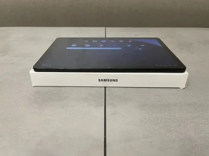 Планшет Samsung Galaxy Tab A9+ (SM-X218U) / 11" (1920x1200) TFT / Qualcomm Snapdragon 695 (8 ядер по 1.8 - 2.2 GHz) / 4 GB RAM / 64 GB Memory / Qualcomm Adreno 61 / 5G - зображення 5