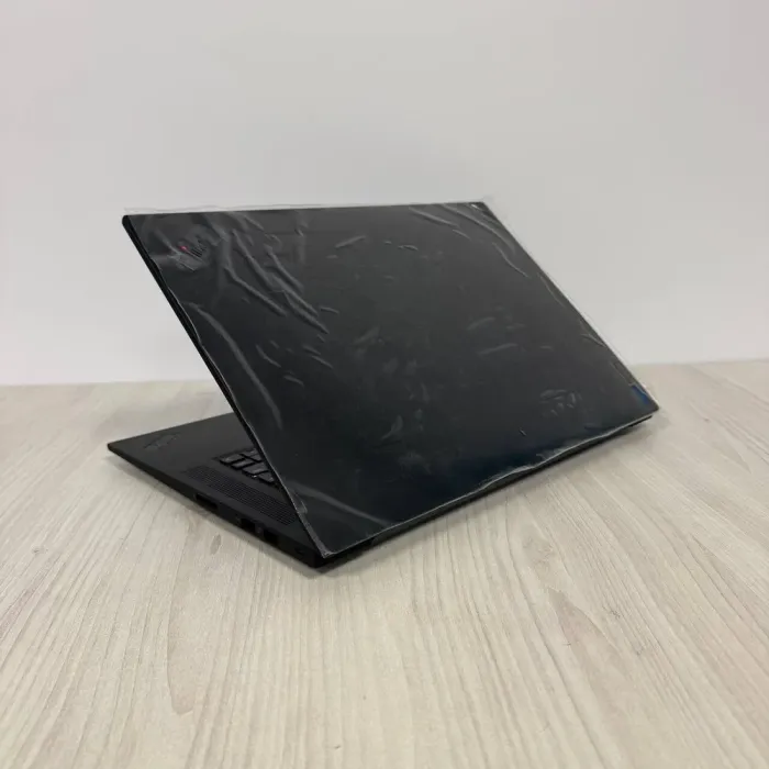 Ігровий ультрабук Lenovo ThinkPad P1 Gen 6 / 16" (2560x1600) IPS / Intel Core i7-13800H (14 (20) ядер по 2.5 - 5.2 GHz) / 32 GB DDR5 / 2000 GB SSD NVMe / nVidia GeForce RTX 4080, 12 GB GDDR6, 192-bit / WebCam б/в - зображення 6