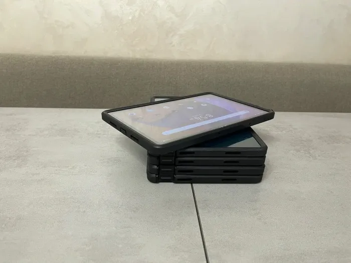 Планшет TCL Tab Pro 9198S / 10.4" (2000x1200) IPS / Qualcomm Snapdragon 480 (8 ядер по 1.8 - 2.0) / 4 GB DDR4 / 64 GB eMMC / Qualcomm Adreno 619 / WebCam / Android б/в - зображення 3