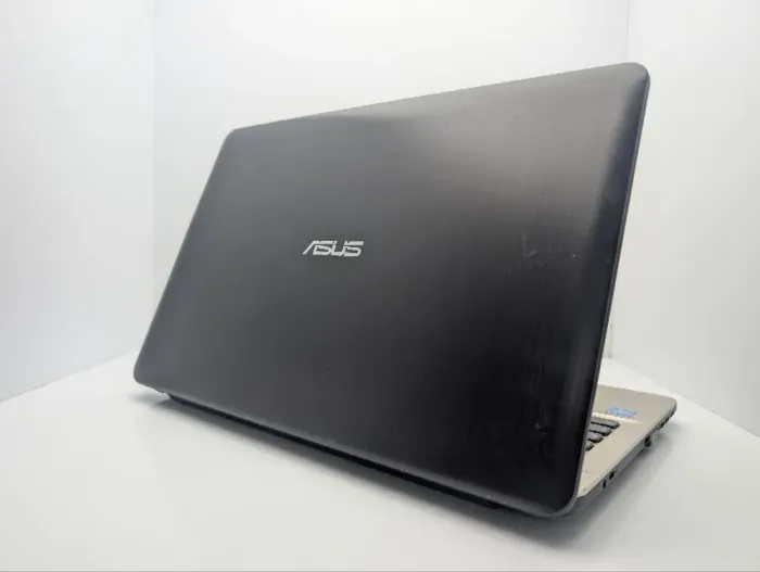 Ноутбук Asus X541N / 15.6" (1366x768) TN / Intel Celeron N3350 (2 ядра по 1.1 - 2.4 GHz) / 4 GB DDR3 / 120 GB SSD / Intel HD Graphics 500 / WebCam / DVD-ROM б/в - зображення 8