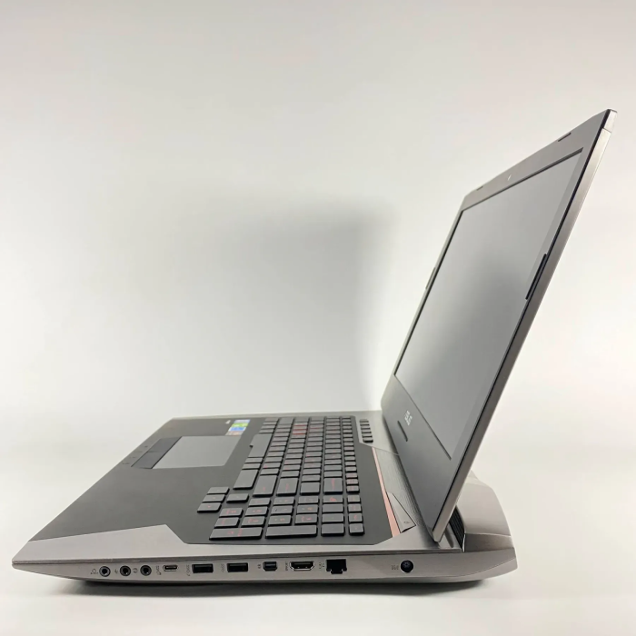 Ігровий ноутбук Asus ROG GL752VS / 17.3" (1920x1080) IPS / Intel Core i7-6820HK (4 (8) ядра по 2,7 - 3,6 ГГц) / 16 ГБ DDR4 / 500 ГБ SSD / nVidia GeForce GTX 1070, 8 ГБ GDDR5, 256-біт / HDMI / WebCam б/в - изображение 12