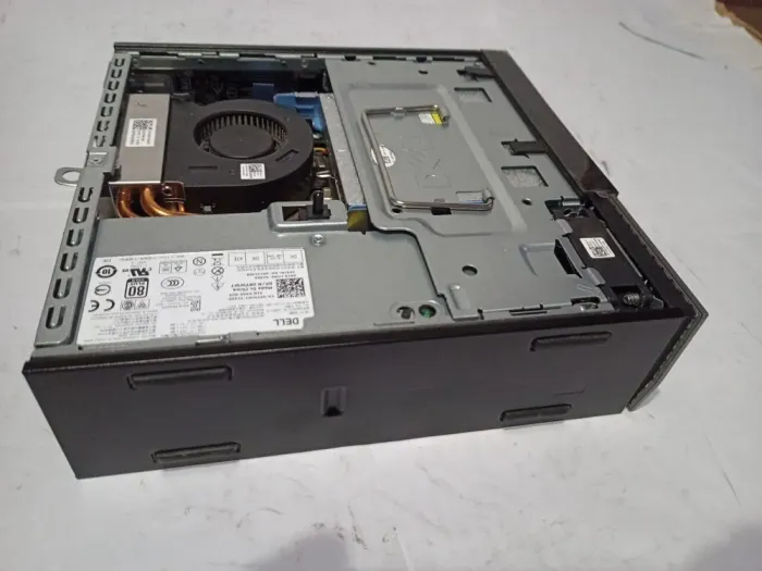 Неттоп Dell Optiplex 9020 USFF / Intel Core i5-4690S (4 ядра по 3.2 - 3.9 GHz) / 8 GB DDR3 / 240 GB SSD / Intel HD Graphics 4600 / DVD-ROM б/в - зображення 5