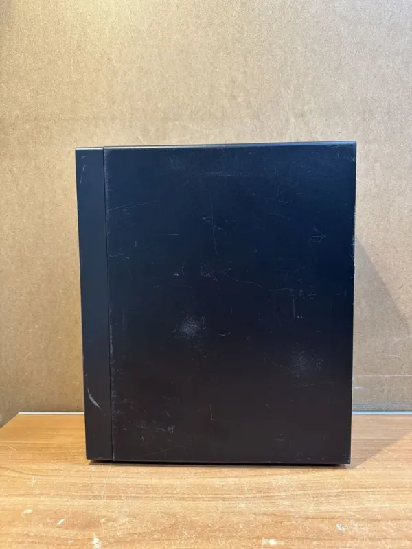 Комп'ютер Б-клас Lenovo ThinkStation P330 Tower / Intel Core i7-8700K (6 (12) ядер по 3.7 - 4.7 GHz) / 16 GB DDR4 / 500 GB SSD M.2 / Intel UHD Graphics 630 / 400W / DVD-RW / USB 3.1 / DisplayPort б/в - зображення 5