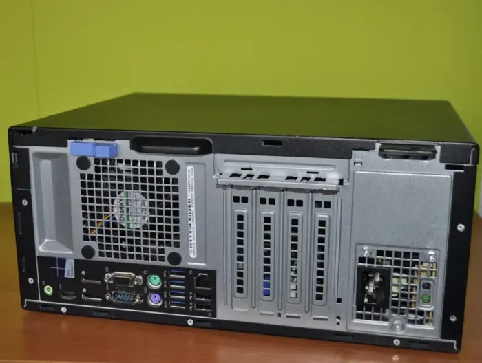 Комп'ютер Б-клас Dell OptiPlex 5040 Tower / Intel Core i3-6100 (2 (4) ядра по 3.7 GHz) / 8 GB DDR3 / 240 GB SSD / Intel HD Graphics 530 / DVD-ROM б/в - зображення 7