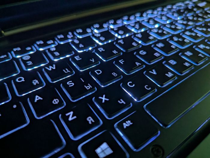 Захищений ноутбук Dell Latitude 14 Rugged 5414 / 14" (1920x1080) IPS Touch / Intel Core i5-6300U (2 (4) ядра по 2,4 - 3,0 ГГц) / 16 ГБ DDR4 / 480 ГБ SSD / Intel HD Graphics 520 / TouchID / Windows 10 б/в - зображення 6