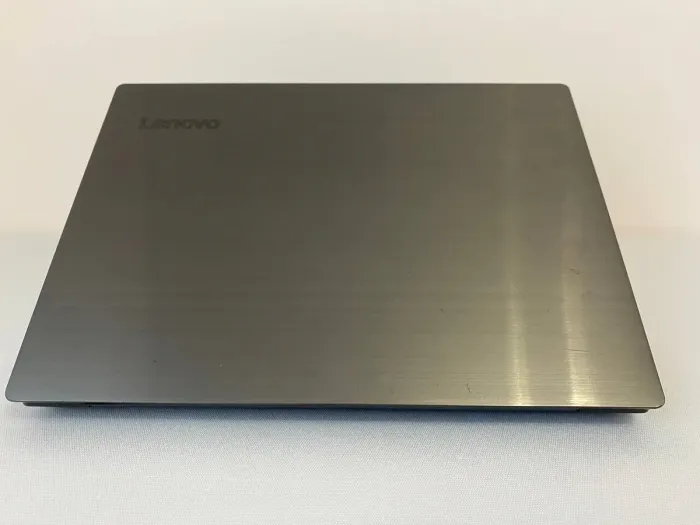 Ноутбук Б-клас Lenovo V330-14IKB 81B0 / 14" (1920x1080) TN / Intel Core i5-8250U (4 (8) ядра по 1.6 - 3.4 GHz) / 8 GB DDR4 / 256 GB SSD / Intel UHD Graphics 620 / WebCam б/в - зображення 8