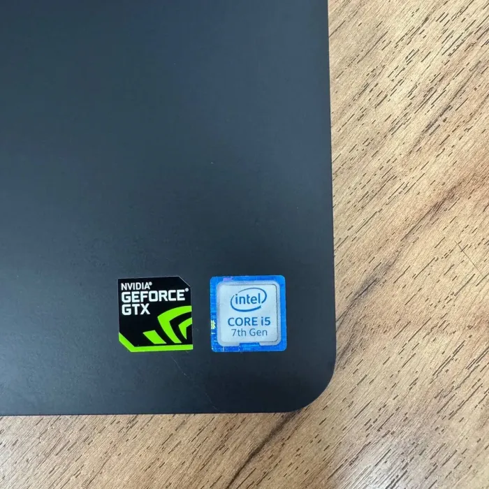 Ігровий ноутбук Б-клас Dell Inspiron 15 5577 / 15.6" (1920x1080) TN / Intel Core i5-7300HQ (4 ядра по 2.5 - 3.5 GHz) / 16 GB DDR4 / 500 GB SSD / nVidia GeForce GTX 1050, 4 GB GDDR5, 128-bit / WebCam б/в - зображення 9