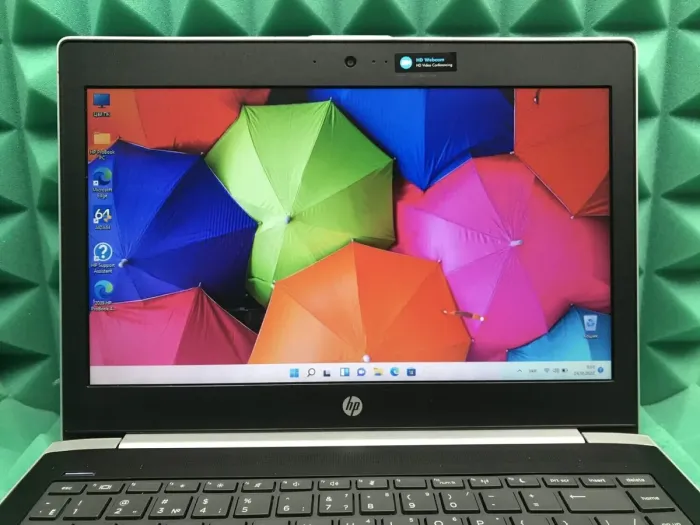 Ультрабук Б-клас HP ProBook 430 G5 / 13.3" (1366x768) TN / Intel Core i5-8250U (4 (8) ядра по 1.6 - 3.4 GHz) / 8 GB DDR4 / 128 GB SSD + 500 GB HDD / Intel UHD Graphics 620 / WebCam / Fingerprint / USB 3.1 / HDMI б/в - зображення 3