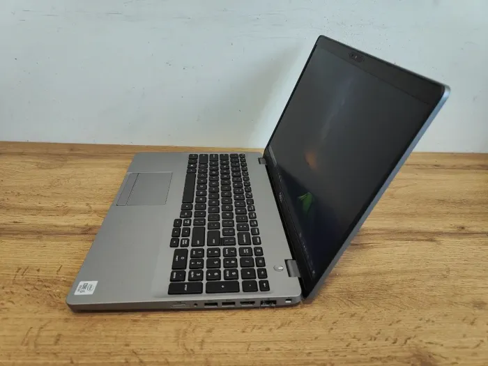 Ультрабук Б-клас Dell Precision 3551 / 15.6" (1920x1080) IPS / Intel Core i5-10400H (4 (8) ядра по 2.6 - 4.6 GHz) / 16 GB DDR4 / 256 GB SSD / Intel UHD Graphics / WebCam / Windows 10 Pro б/в - зображення 8