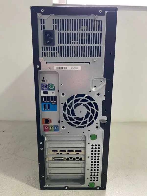 Робоча станція HP Z420 Workstation Tower / Intel Xeon E5-2680 (8 (16) ядер по 2.7 - 3.5 GHz) / 64 GB DDR3 / 240 GB SSD + 500 GB HDD / AMD Radeon RX 570, 8 GB GDDR5, 256-bit / DVD-ROM б/в - зображення 4