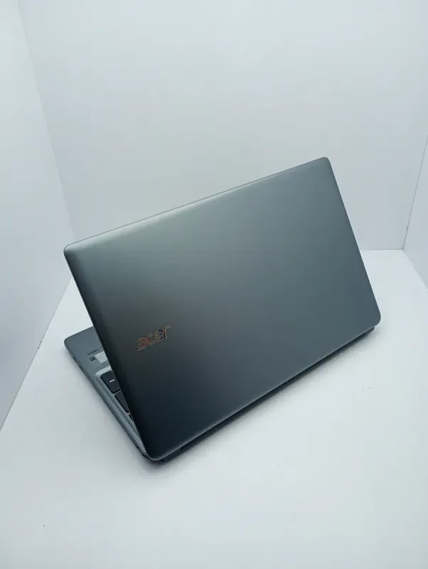Ноутбук Acer Aspire E1-572G / 15.6" (1366x768) TN / Intel Core i5-4200U (2 (4) ядра по 1.6 - 2.6 GHz) / 8 GB DDR3 / 1000 GB HDD / AMD Radeon R5 M240, 1 GB GDDR3, 64-bit / WebCam б/в - зображення 8