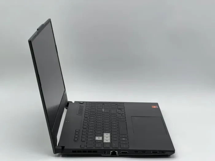 Ігровий ноутбук Asus TUF Gaming A15 FA507XU / 15.6" (1920x1080) IPS / AMD Ryzen 9 7940HS (8 (16) ядер по 4.0 - 5.2 GHz) / 16 GB DDR5 / 480 GB SSD / nVidia GeForce RTX 4050, 6 GB GDDR6, 96-bit / WebCam б/в - зображення 3