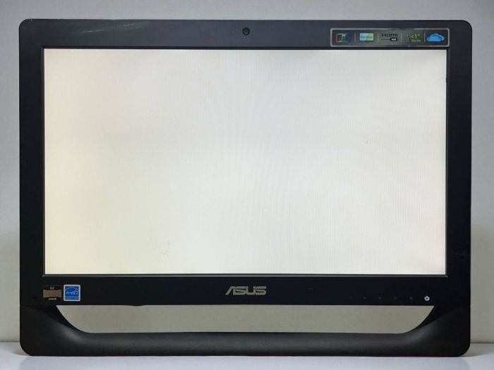 Моноблок Б-клас Asus ET2012AUKB / 20" (1600x900) TN / AMD E-450 (2 ядрa по 1.66 GHz) / 8 GB DDR3 / 120 GB SSD / AMD Radeon HD 6320 Graphics / WebCam б/в - зображення 4