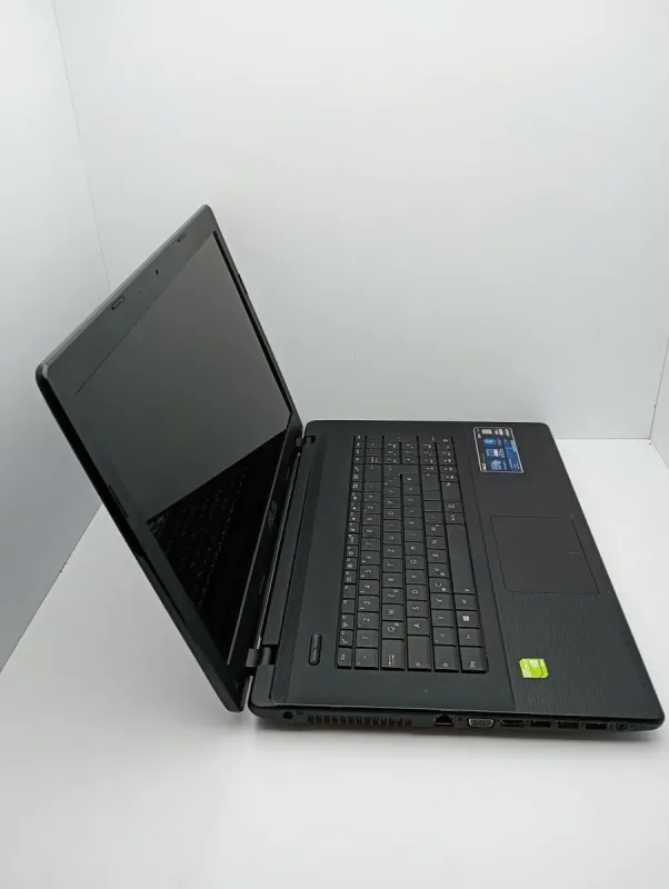 Ноутбук Asus X75VB / 17.3" (1600x900) TN / Intel Core i3-3110M (2 (4) ядра по 2.4 GHz) / 8 GB DDR3 / 500 GB HDD / nVidia GeForce GT 720M, 2 GB GDDR3, 64-bit / WebCam б/в - зображення 5