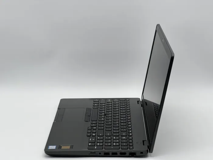 Ноутбук Dell Latitude 5501 / 15.6" (1920x1080) IPS Touch / Intel Core i5-9400H (4 (8) ядра по 2.5 - 4.3 GHz) / 16 GB DDR4 / 250 GB SSD / Intel UHD Graphics 630 / WebCam б/в - зображення 4