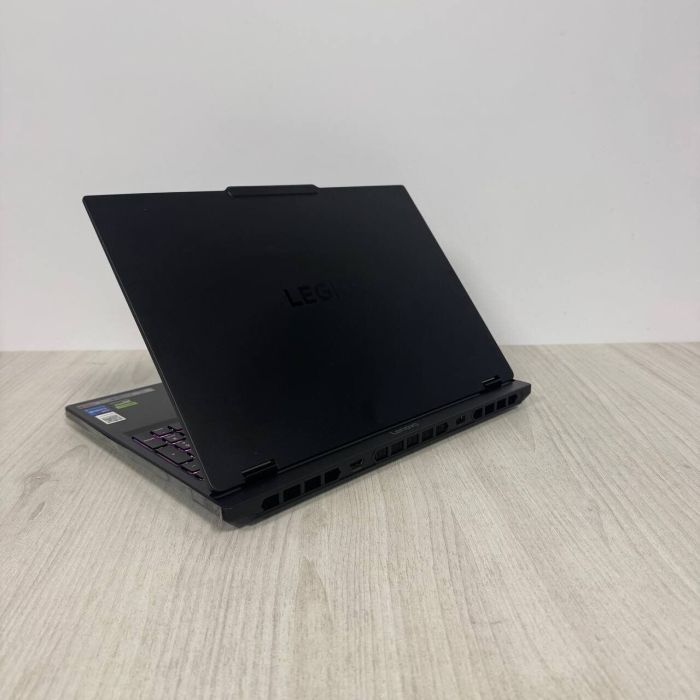 Ігровий ноутбук Lenovo Legion 5i 15IRX10 / 15,6" (2560×1440) IPS / Intel Core i7-14700HX (20 (28) ядер по 2,1 - 5,4 ГГц) / 16 ГБ DDR5 / 1000 ГБ SSD M.2 / nVidia GeForce RTX 5060, 8 ГБ GDDR7, 128-біт / Веб-камера б/в - изображение 8