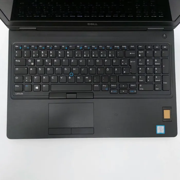 Ноутбук Dell Latitude 5580 / 15.6" (1920x1080) IPS Touch / Intel Core i7-7820HQ (4 (8) ядра по 2.9 - 3.9 GHz) / 16 GB DDR4 / 512 GB SSD / nVidia GeForce 940MX, 2 GB GDDR5, 64-bit / WebCam б/в - зображення 3