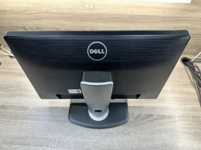 Монітор Dell P2213f / 22" (1680x1050) TN / VGA, DVI, DisplayPort, USB 2.0 б/в - зображення 10