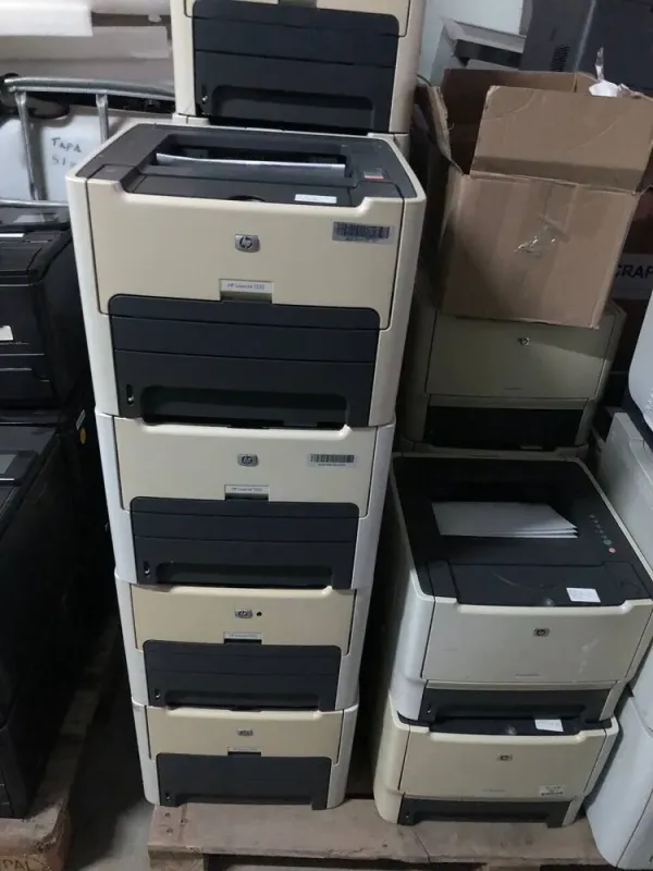 Принтер HP LaserJet 1320 / Лазерний монохромний друк / 1200x1200 dpi / A4 / 21 стор/хв / USB 2.0 / Дуплекс б/в - зображення 3