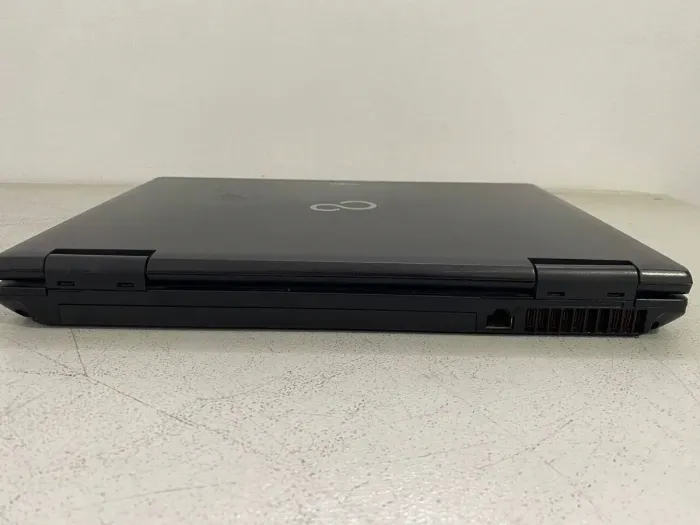 Ноутбук Б-клас Fujitsu LifeBook S782 / 14" (1600x900) TN / Intel Core i7-3612QM (4 (8) ядра по 2.1 - 3.1 GHz) / 16 GB DDR3 / 256 GB SSD / Intel HD Graphics 4000 / WebCam / DVD-ROM б/в - зображення 8