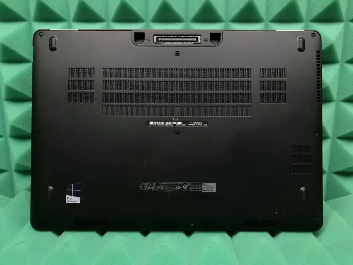 Ультрабук Dell Latitude E7470 / 14" IPS Touch / Core i5-6300U (2(4) ядра по 2.4-3GHz) / 8GB DDR4 / 120GB SSD M.2 / HD Graphics 520 / WebCam / HDMI / miniDP / Win 10 б/в - зображення 6