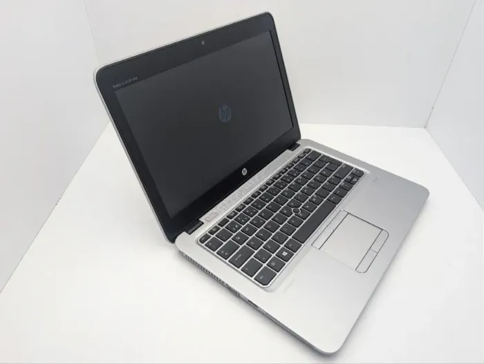 Нетбук HP EliteBook 725 G3 / 12.5" (1920x1080) IPS / AMD Pro A12-8800B (4 ядра по 2.1 - 3.4 GHz) / 8 GB DDR3 / 120 GB SSD / AMD Radeon R7 Graphics / WebCam б/в - зображення 6