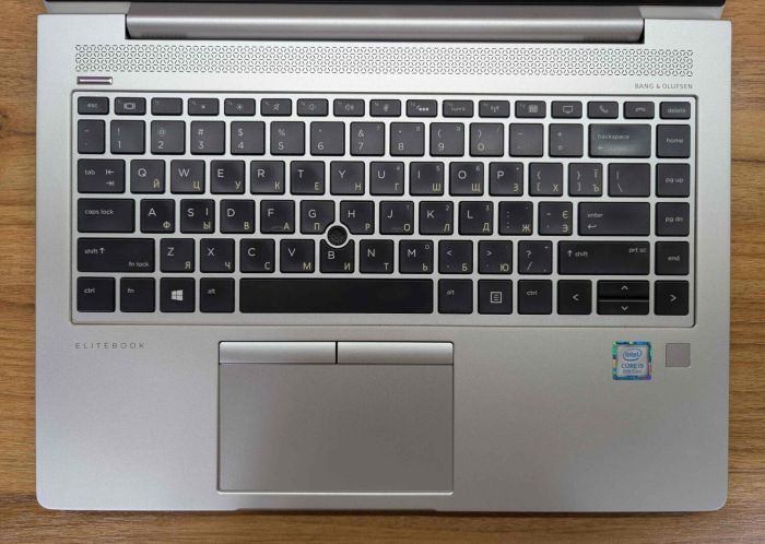 Ультрабук HP EliteBook 840 G6 / 14" (1920x1080) IPS / Intel Core i5-8265U (4 (8) ядра по 1.6 - 3.9 GHz) / 16 GB DDR4 / 512 GB SSD / Intel UHD Graphics 620 / TouchID / WebCam / Windows 10 б/в - зображення 3