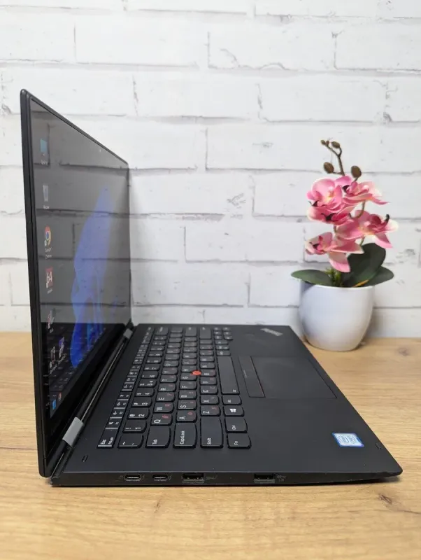 Ноутбук Б-клас Lenovo ThinkPad X1 Yoga (2rd Gen) / 14" (1920x1080) TN / Intel Core i5-7200U (2 (4) ядра по 2.5 - 3.1 GHz) / 8 GB DDR3 / 256 GB SSD / Intel HD Graphics 620 / WebCam б/в - зображення 5
