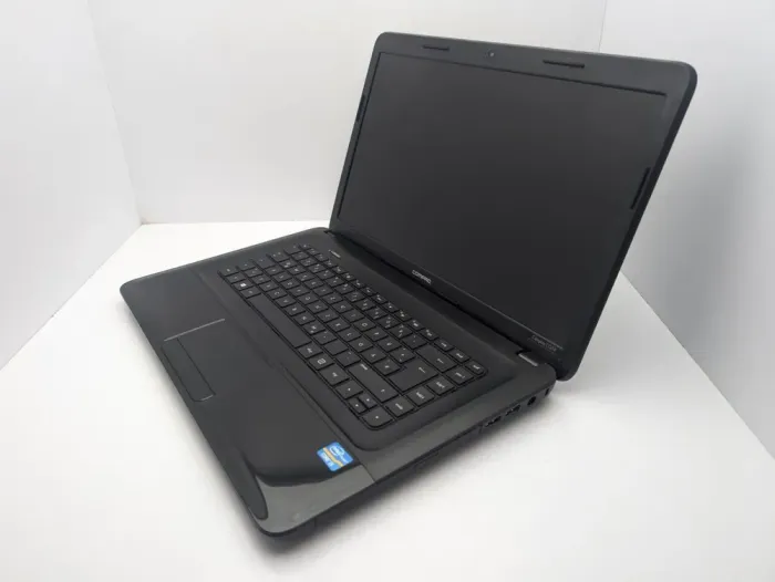 Ноутбук HP Compaq CQ58 / 15.6" (1366x768) TN / Intel Core i3-2328M (2 (4) ядра по 2.2 GHz) / 6 GB DDR3 / 750 GB HDD / Intel HD Graphics 3000 / WebCam б/в - зображення 4