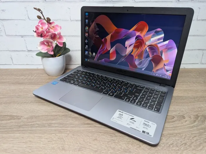 Ноутбук Б-клас Asus R540S / 15.6" (1366x768) TN / Intel Celeron N3050 (2 ядра по 1.6 - 2.16 GHz) / 8 GB DDR3 / 128 GB SSD / Intel HD Graphics / WebCam б/в - зображення 5