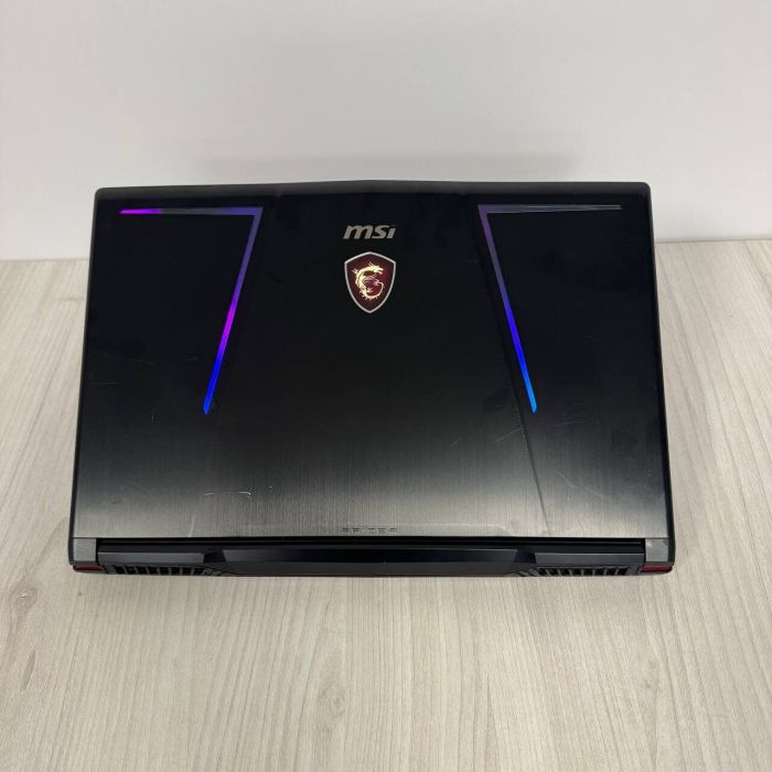 Ігровий ноутбук Б-клас MSI Raider GE63 RGB 9SE / 15.6" (1920x1080) IPS / Intel Core i7-9750H (6 (12) ядер по 2.6 - 4.5 GHz) / 16 GB DDR4 / 512 GB SSD NVMe / nVidia GeForce RTX 2060, 6 GB GDDR6, 192-bit / WebCam б/в - зображення 3