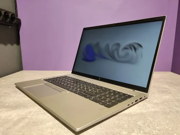 Ультрабук HP EliteBook 850 G7 / 15.6" (1920x1080) IPS / Intel Core i5-10210U (4 (8) ядра по 1.6 - 4.2 GHz) / 16 GB DDR4 / 240 GB SSD / Intel UHD Graphics / WebCam б/в - зображення 3