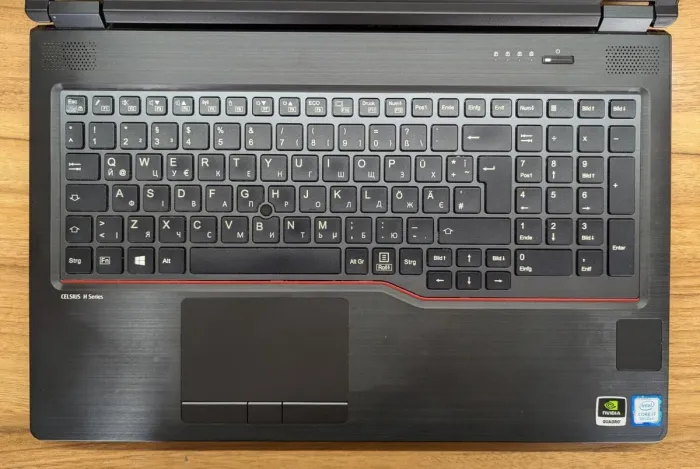 Мобільна робоча станція Fujitsu Celsius H780 / 15.6" (1920x1080) IPS / Intel Core i7-8750H (6 (12) ядер по 2.2 - 4.1 GHz) / 48 GB DDR4 / 512 GB SSD / nVidia Quadro P600, 4 GB GDDR5, 128-bit / WebCam / TouchID / Windows 10 б/в - зображення 3