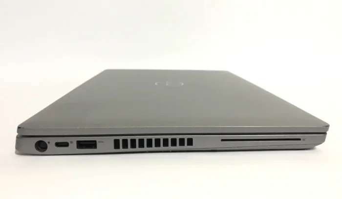 Ультрабук Б-клас Dell Latitude 5410 / 14" (1920x1080) IPS / Intel Core i5-10210U (4 (8) ядра по 1.6 - 4.2 GHz) / 16 GB DDR4 / 256 GB SSD / Intel UHD Graphics / WebCam / Win 11 Pro б/в - зображення 4