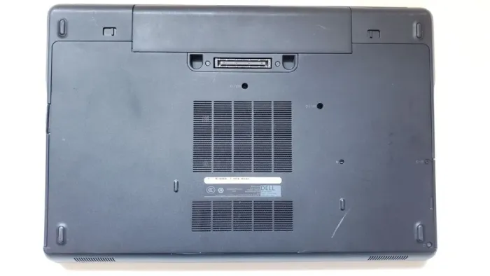 Ноутбук Dell Latitude E6540 / 15.6" (1366x768) TN / Intel Core i5-4200M (2 (4) ядра по 2.5 - 3.1 GHz) / 8 GB DDR3 / 128 GB SSD + 750 GB HDD / Intel HD Graphics 4600 / WebCam б/в - зображення 8