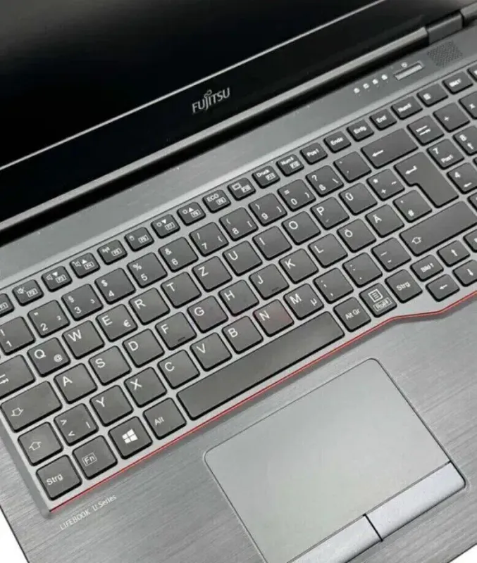 Ультрабук Fujitsu LifeBook U7510 / 15.6" (1920x1080) IPS / Intel Core i5-10210U (4 (8) ядра по 1.6 - 4.2 GHz) / 32 GB DDR4 / 256 GB SSD / Intel UHD Graphics / WebCam б/в - зображення 7