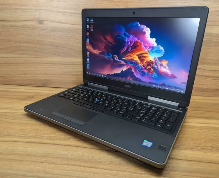 Ноутбук Dell Precision 7520 / 15.6" (1920x1080) IPS / Intel Xeon E3-1545M v5 (4 (8) ядра по 2.9 - 3.8 GHz) / 32 GB DDR4 / 480 GB SSD + 1000 GB HDD / nVidia Quadro M2200, 4 GB GDDR5, 128-bit / WebCam / TouchID / Windows 10 б/в - зображення 5