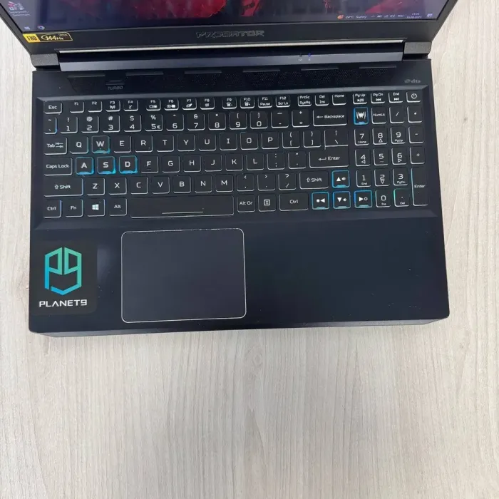 Ігровий ноутбук Б-класу Acer Predator Triton 300 PT315-52 / 15.6" (1920x1080) IPS / Intel Core i7-10750H (6 (12) ядер по 2.6 - 5.0 GHz) / 32 GB DDR4 / 1000 GB SSD NVMe / nVidia GeForce RTX 2070 Max-Q, 8 GB GDDR6, 256-bit / WebCam б/в - зображення 7
