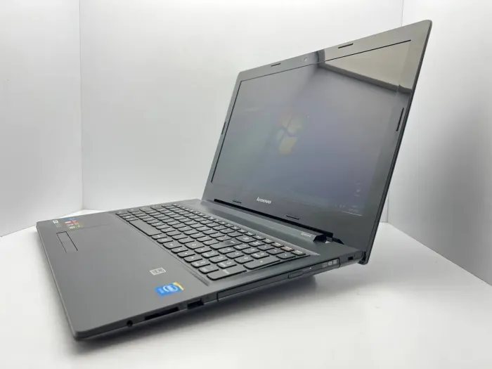Ноутбук Lenovo G50-30 / 15.6" (1366x768) TN / Intel Celeron N2830 (2 ядра по 2.16 - 2.41 GHz) / 4 GB DDR3 / 320 GB HDD / Intel HD Graphics / WebCam б/в - зображення 4