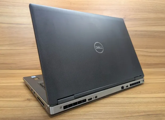 Мобільна робоча станція Dell Precision 7740 / 17.3" (1920x1080) IPS / Intel Core i5-9400H (4 (8) ядра по 2.5 - 4.3 GHz) / 32 GB DDR4 / 480 GB SSD / nVidia Quadro RTX 3000, 6 GB GDDR6, 192-bit / TouchID / Windows 10 б/в - зображення 7