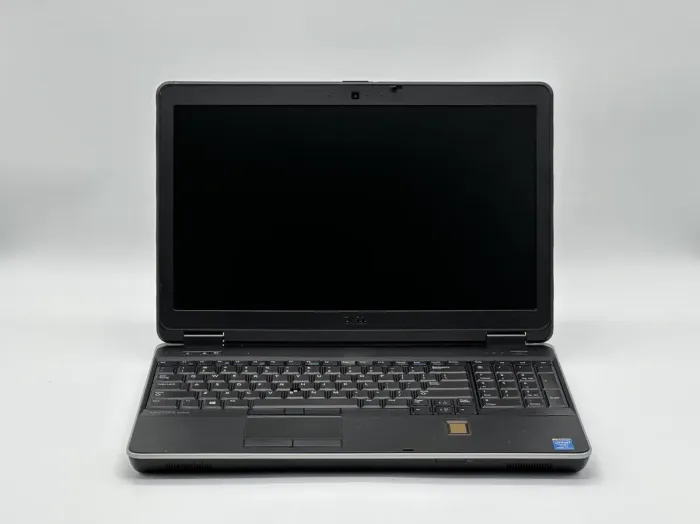 Ноутбук Dell Latitude E6540 / 15.6" (1366x768) TN / Intel Core i7-4600M (2 (4) ядра по 2.9 - 3.6 GHz) / 8 GB DDR3 / 250 GB SSD / AMD Radeon HD 8790M, 2 GB DDR5, 128-bit / WebCam б/в - зображення 2