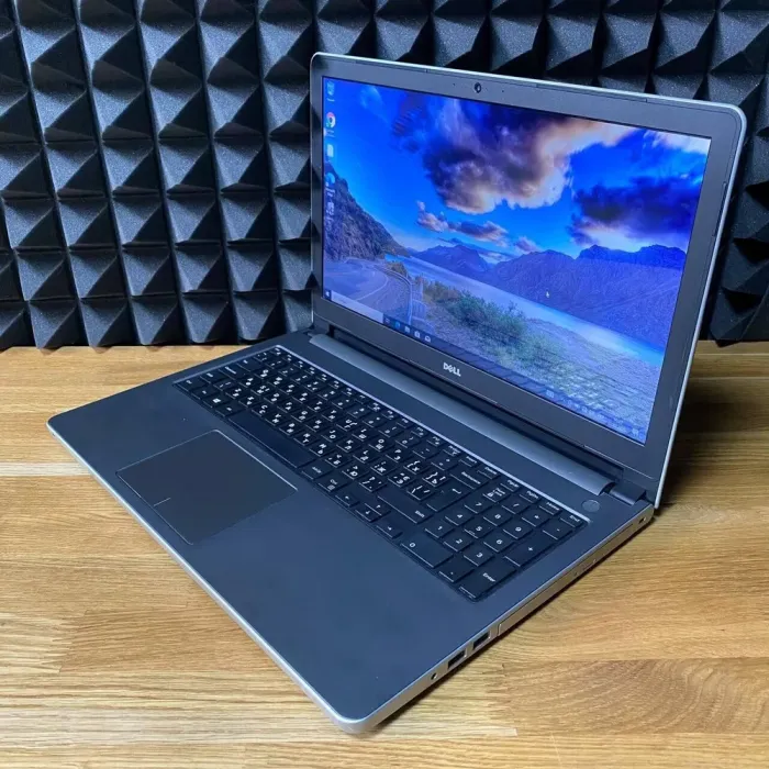 Ноутбук Б-клас Dell Inspiron 5558 / 15.6" (1366x768) TN / Intel Core i5-5200U (2 (4) ядра по 2.2 - 2.7 GHz) / 8 GB DDR3 / 128 GB SSD / Intel HD Graphics 5500 / WebCam / HDMI б/в - зображення 3