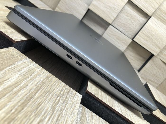 Мобільна робоча станція Dell Precision 7560 / 15.6" (1920x1080) IPS / Intel Core i7-11850H (8 (16) ядер по 2.5 - 4.8 GHz) / 32 GB DDR4 / 512 GB SSD M.2 / nVidia RTX A2000, 4 GB GDDR6, 128-bit / WebCam / Windows 10 б/в - зображення 5