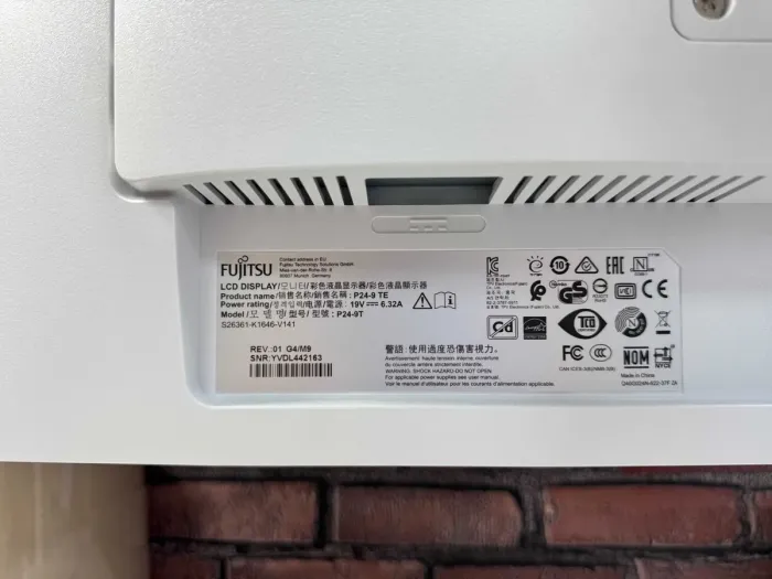 Монітор Fujitsu P24-9T / 24" (1920x1080) IPS / VGA, HDMI, DisplayPort, USB-Type-C, USB-Hub, Audio / Вбудовані колонки 2x 2W / VESA 100x100 б/в - зображення 8