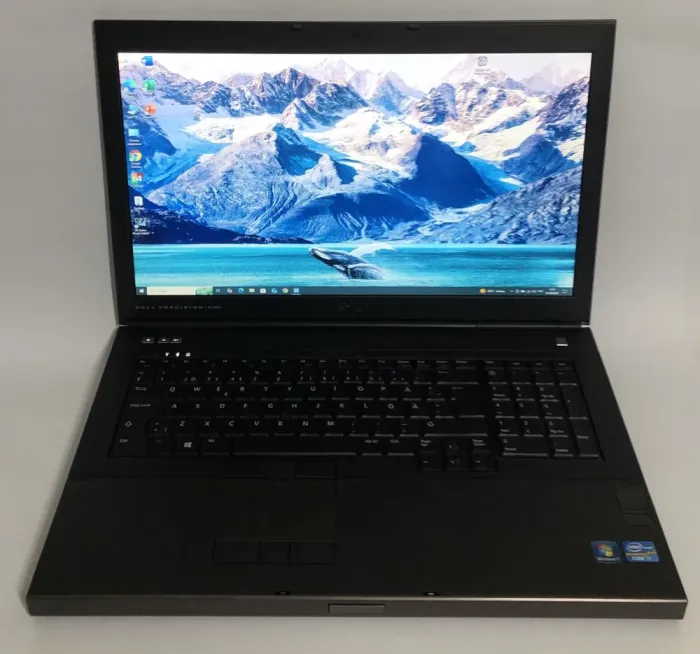 Мобільна робоча станція Б-класу Dell Precision M6700 / 17.3" (1920x1080) TN / Intel Core i7-3720QM (4 (8) ядра по 2,6 - 3,6 ГГц) / 16 ГБ DDR3 / 256 ГБ SSD / nVidia Quadro K3000M, 2 ГБ GDDR5, 256-біт / WebCam / Win 10 Pro б/в - зображення 2