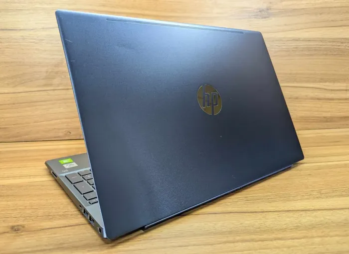 Ультрабук Б-клас HP Pavilion 15-cs3073cl / 15.6" (1920x1080) IPS Touch / Intel Core i7-1065G7 (4 (8) ядра по 1.3 - 3.9 GHz) / 16 GB DDR4 / 480 GB SSD / nVidia GeForce MX250, 4 GB GDDR5, 64-bit / WebCam / Windows 10 б/в - зображення 3