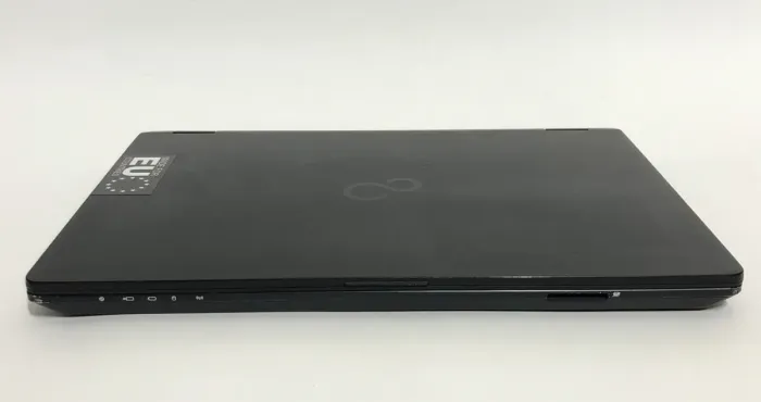 Нетбук Б-клас Fujitsu Lifebook U727 / 12.5" (1366x768) TN / Intel Core i3-7100U (2 (4) ядра по 2.4 GHz) / 8 GB DDR4 / 128 GB SSD M.2 / Intel HD Graphics 620 / WebCam / Win 10 Pro б/в - зображення 6